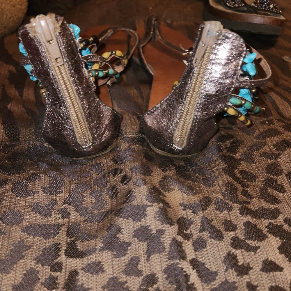 Women's buckle size seven sandal